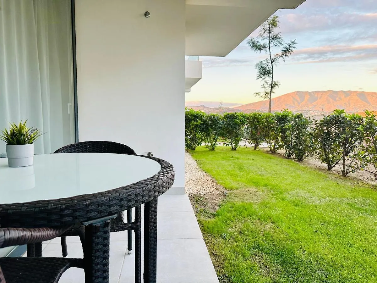 2-Bedroom-Apartment With A Terrace, Pool, Gym Malaga Apartment